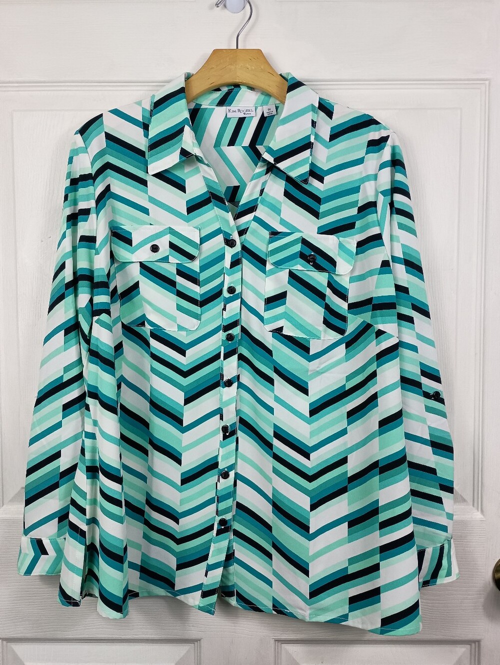 Kim Rogers Button Up Shirt 1X Womens Teal Chevron Long Roll Tab Sleeve Blouse